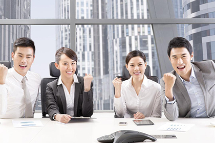 缺席民间借贷诉讼的被告面临哪些法律后果？